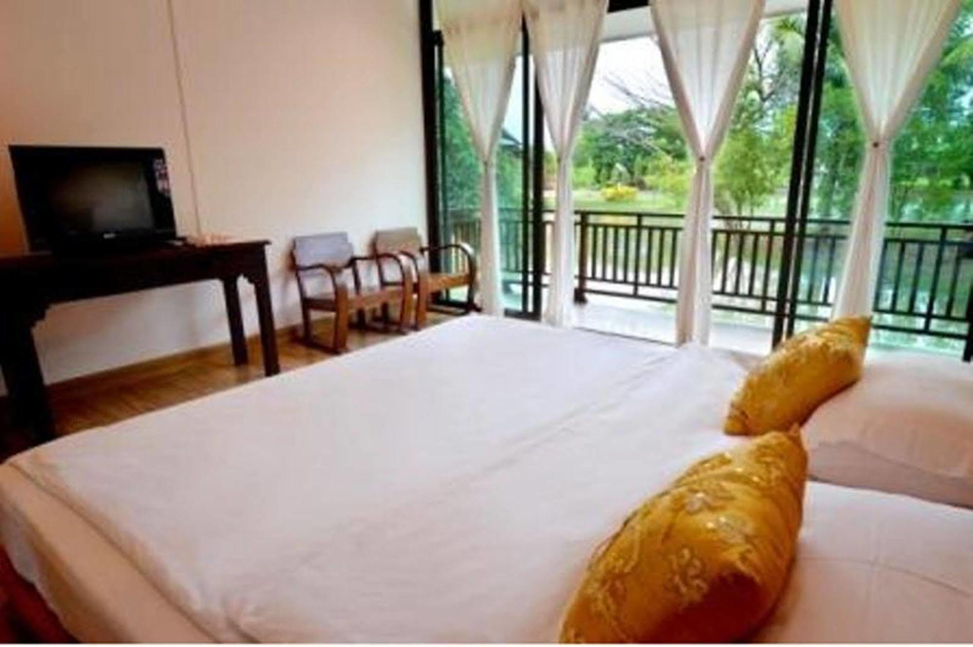 The Grand Jamjuree Resort Lamphun Exterior photo